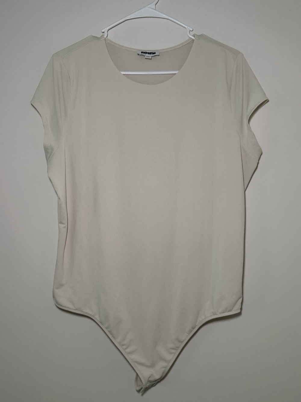 Express Cream Short Sleeve Crewneck Bodysuit Women’s XL